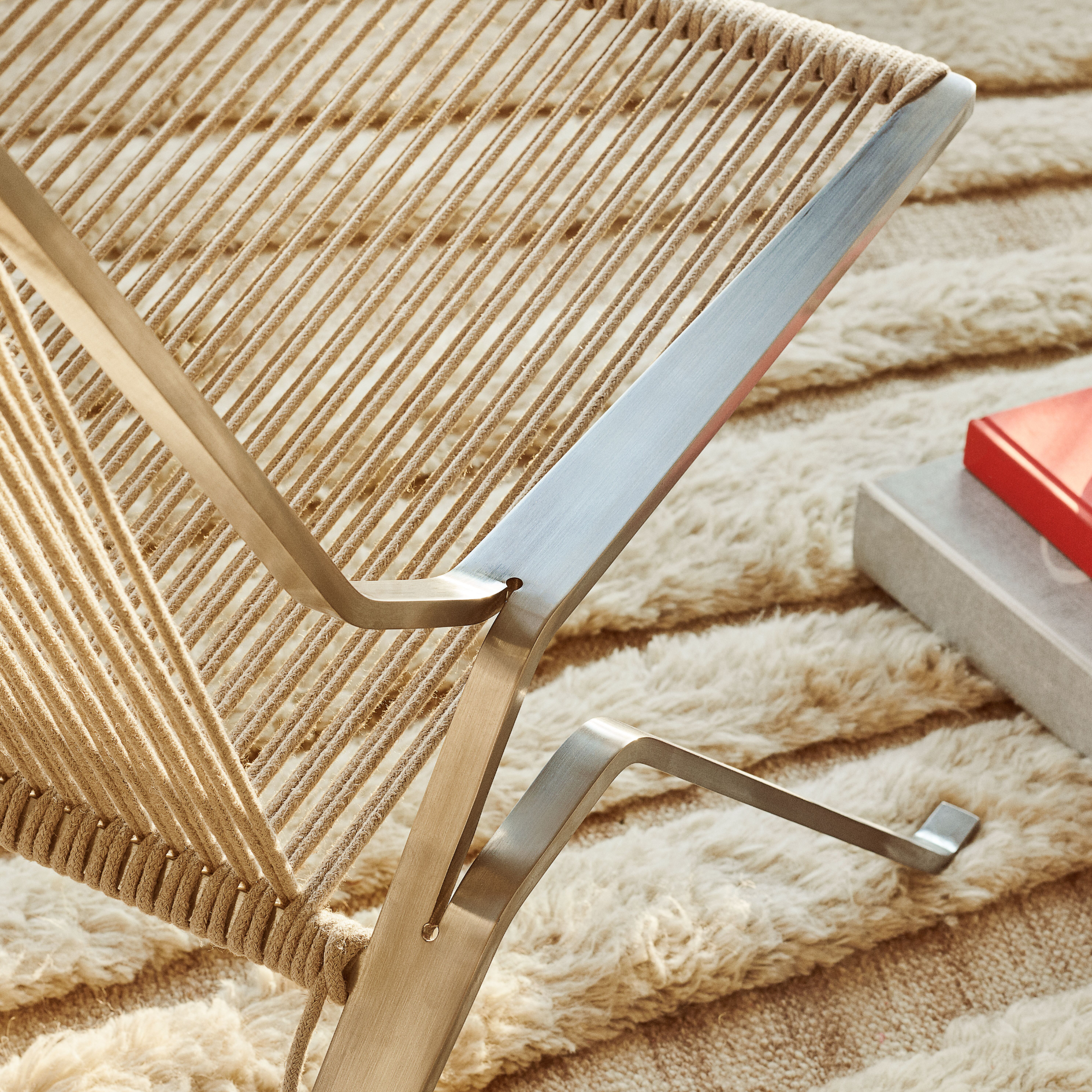 PK25 Lounge Chair